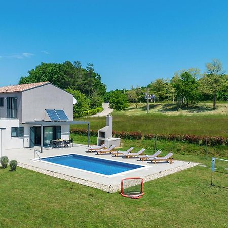 Stunning Home In Barban With Wifi מראה חיצוני תמונה