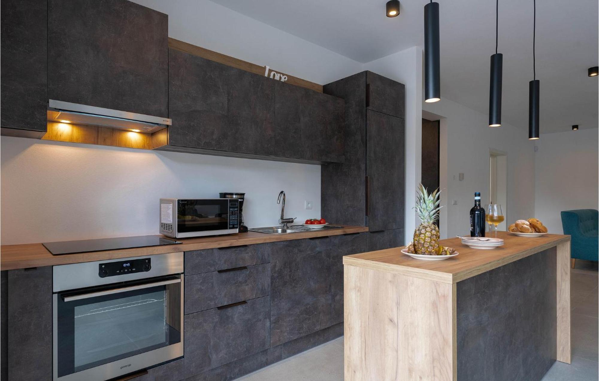 Stunning Home In Barban With Wifi מראה חיצוני תמונה