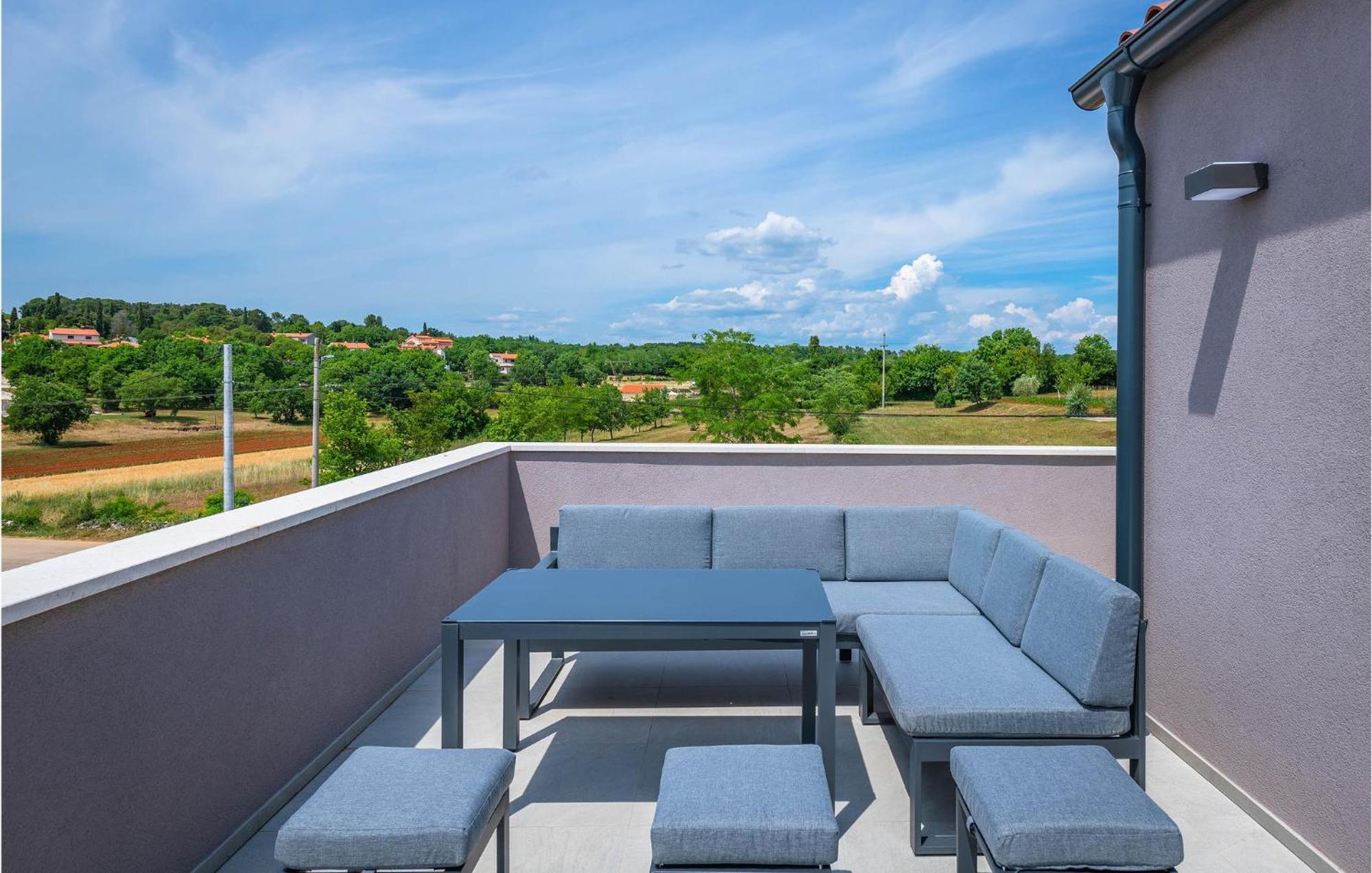 Stunning Home In Barban With Wifi מראה חיצוני תמונה